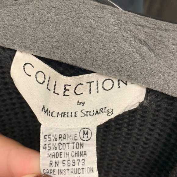 Collections by Michelle Stuart Flower Cardigan Sweater - Picture 2 of 3